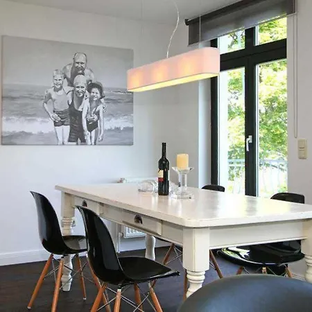 Schering App 4 Black White *