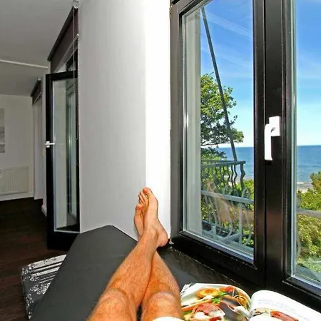 Schering, App. 4 Black&white Apartment Ostseebad Heringsdorf