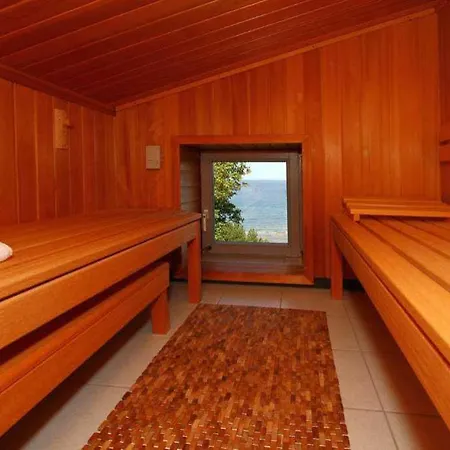 Schering App 4 Black White *